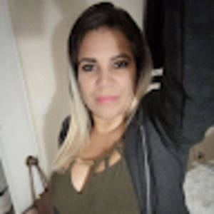 Meet your Posher, Yanet